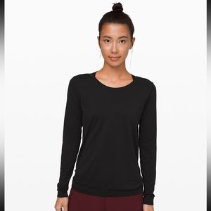 lululemon Long Sleeve Swiftly relaxed fit